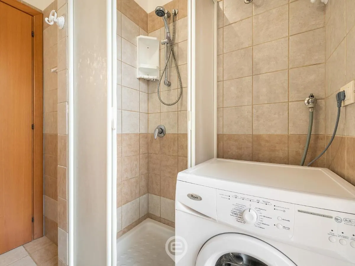 House Atena Apartman Putzu Idu