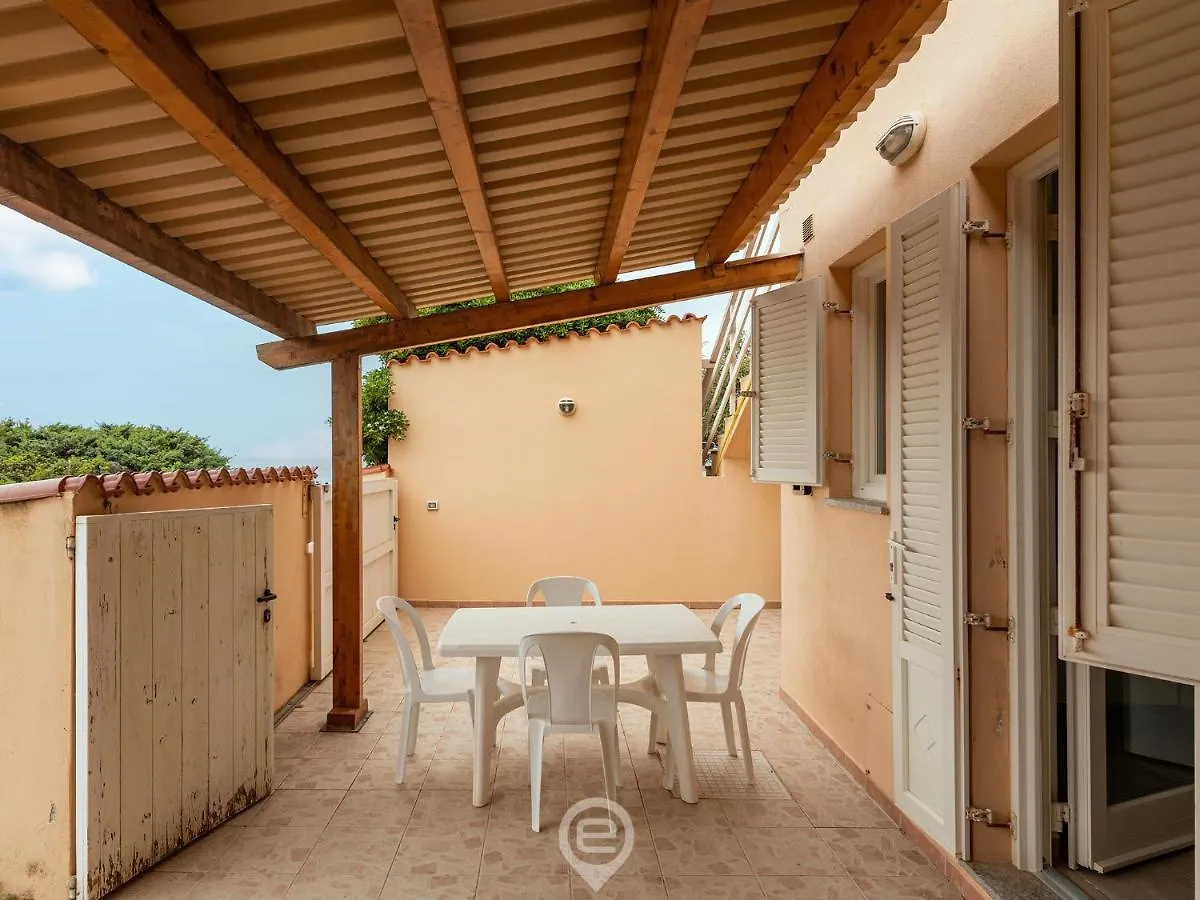 House Atena Apartman Putzu Idu